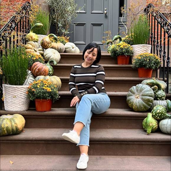 Meet your Posher, Sinai - Picture 1 of 1